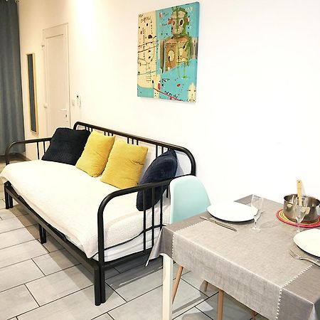 L'Oriflamme Apartment Avignon Bagian luar foto