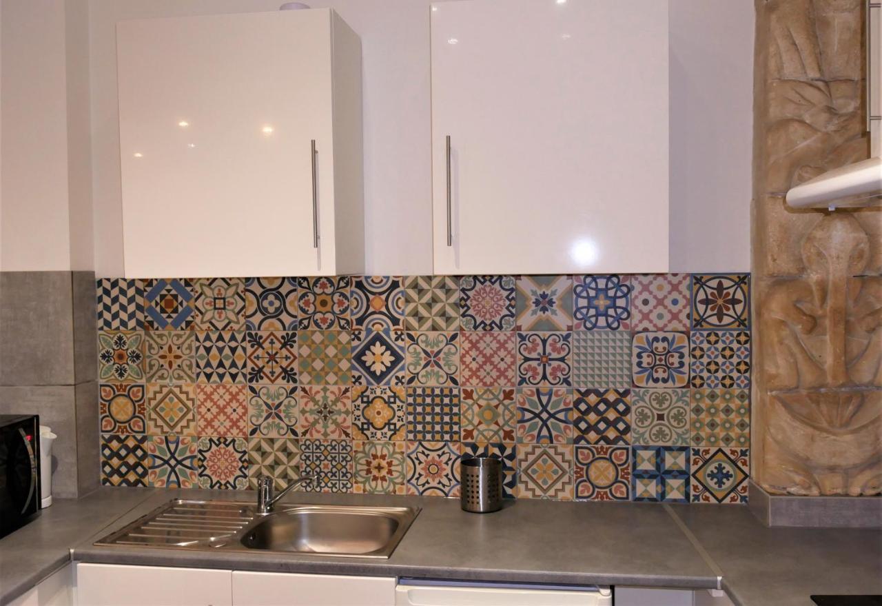 L'Oriflamme Apartment Avignon Bagian luar foto