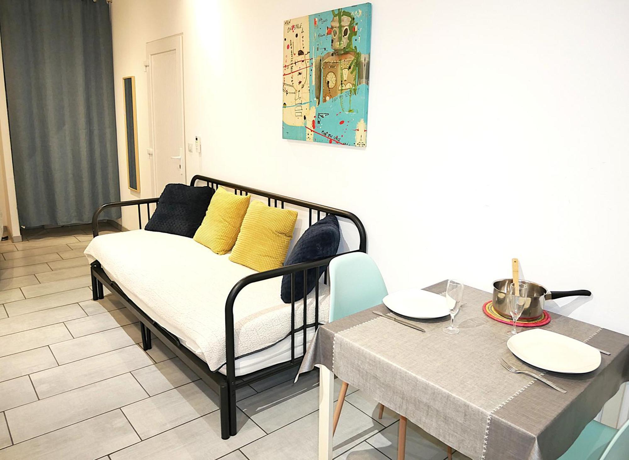 L'Oriflamme Apartment Avignon Bagian luar foto